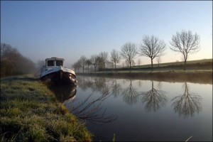 Vanessa - Canal du Nivernais (France)